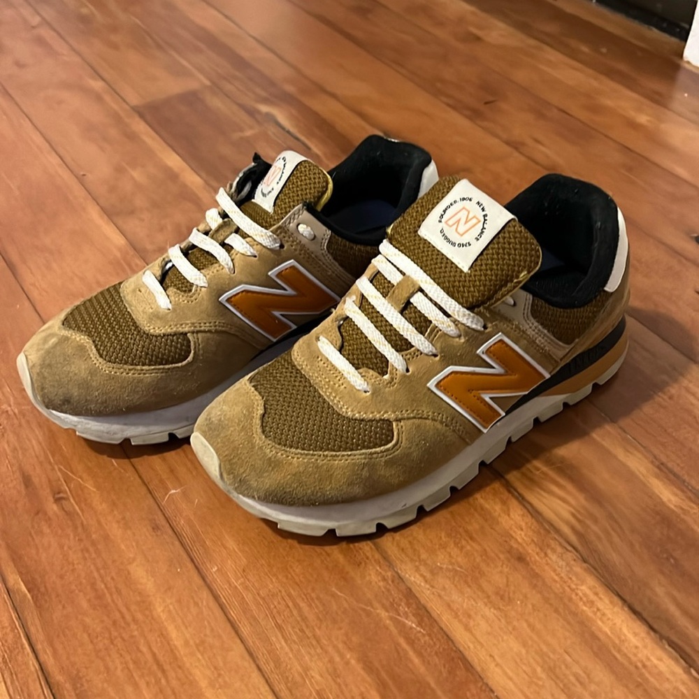 New balance shoes